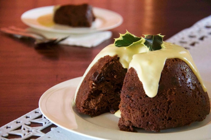 Chocolate Christmas Pudding With White Chocolate Custard Cooker And A Looker 1588